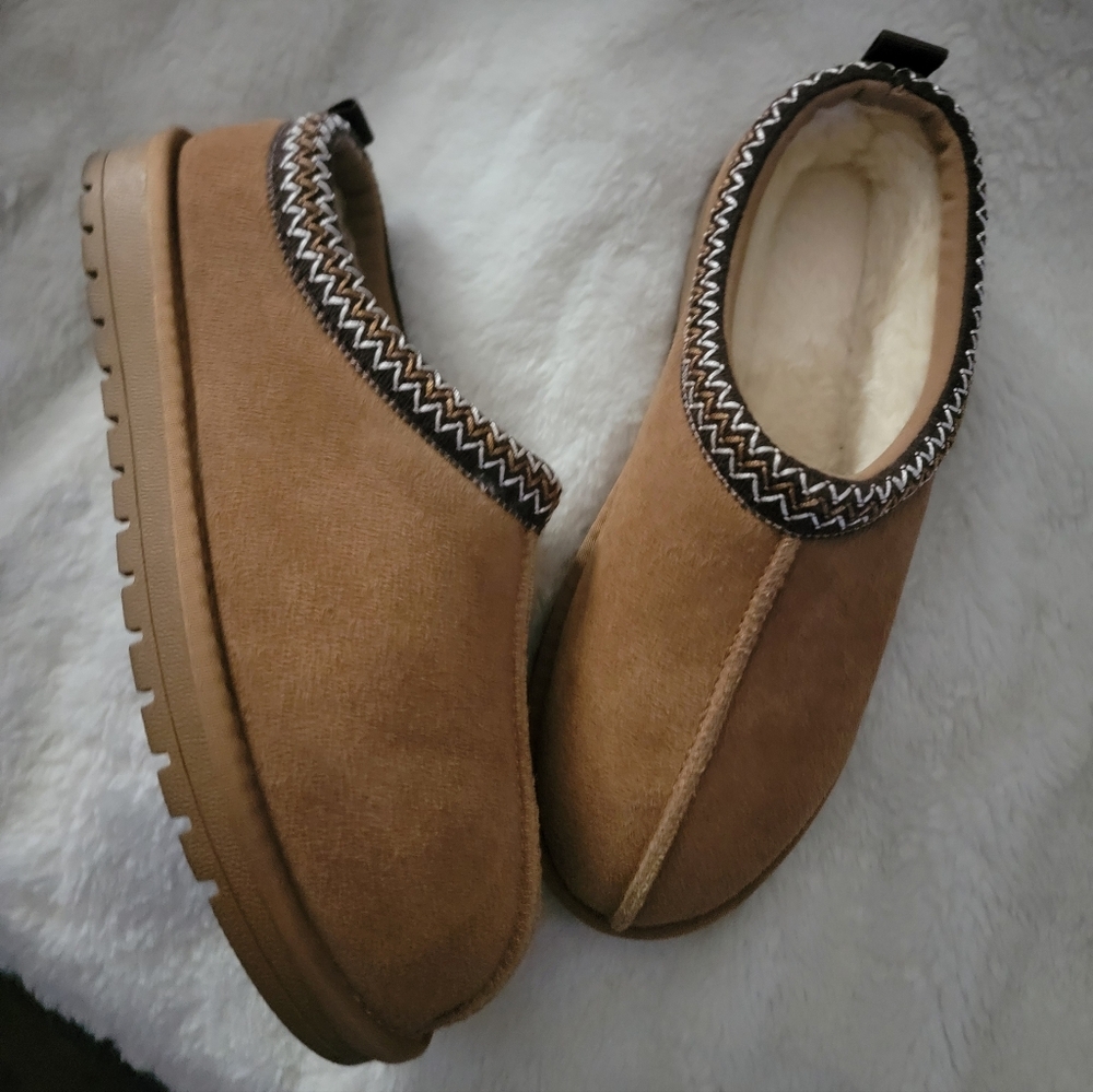 Cozy Tan Suede Slipper Clogs - Picture 2 of 7